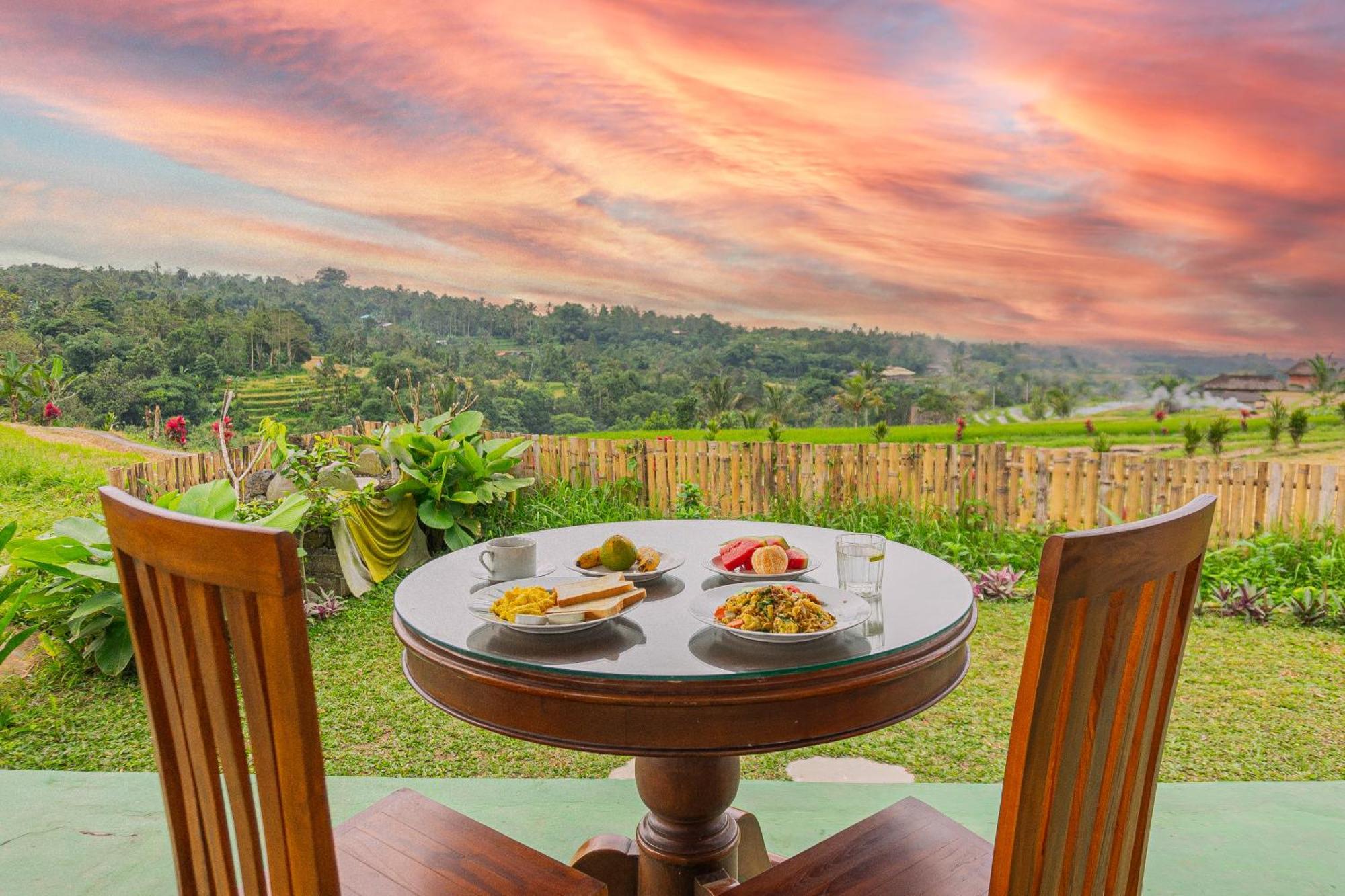 Santya Loka Lodge & Twin Waterfall Desa Desa Jatiluwih Exteriör bild